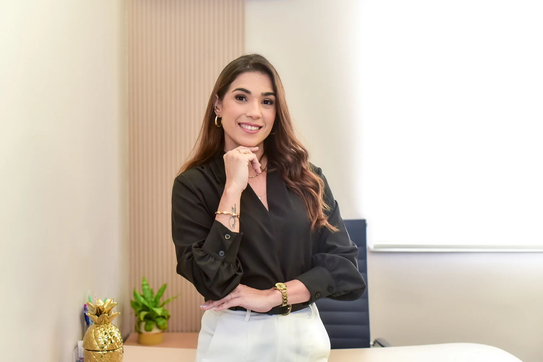 Anna Waleska em seu consultório